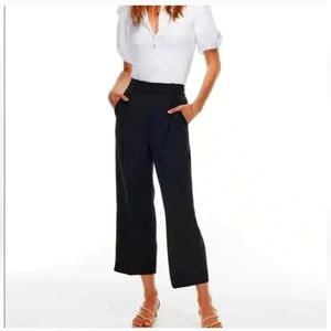 Aritzia Wilfred Effortless Crop High Rise Black Tapered  Straight Leg Pants Sz 6